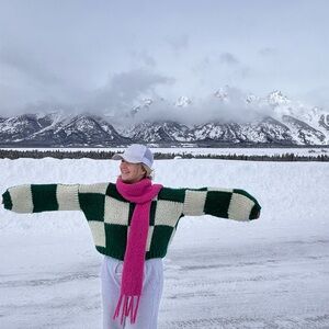 Chunky yllw the label green + white checked sweater